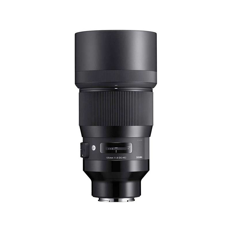SIGMA 135mm F1.8 DG HSM Art