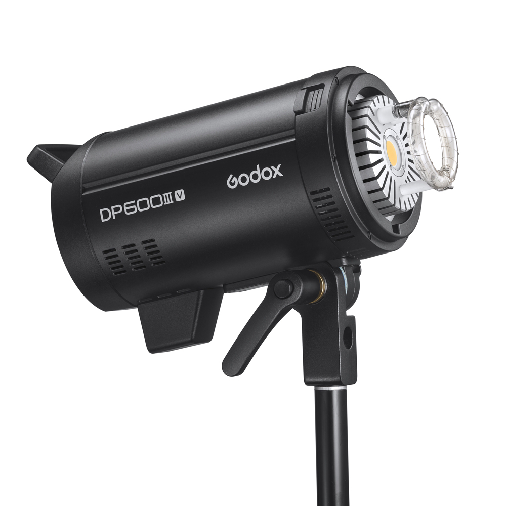 DP600III V Studio Flash