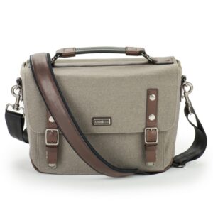 Signature 10 – dusty olive