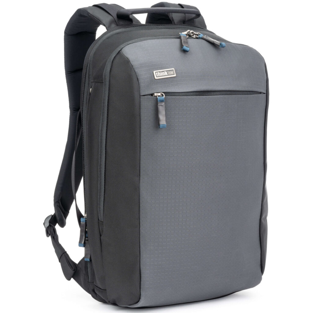 Venturing Observer 20L
