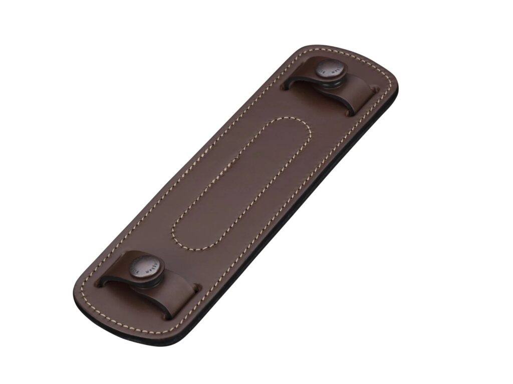 Shoulder pad SP 15 – chocolate leather /antique studs