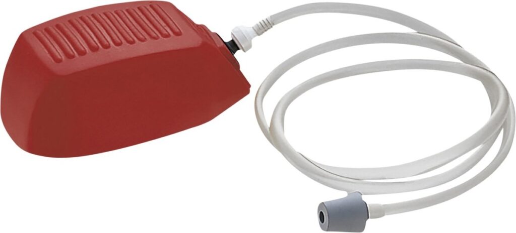 FOOT PUMP