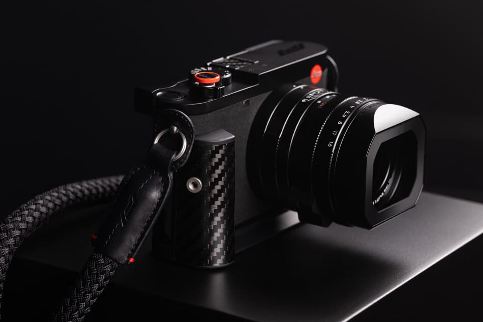 La Leica Q3 43 es un modelo de edición especial avalado oficialmente por la Fórmula 1.